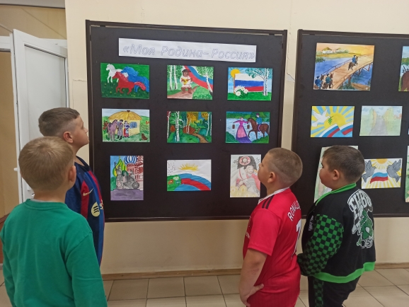 На выставку детских рисунков